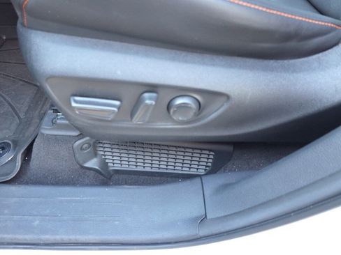 Used 2023 Toyota Sienna XSE image 17