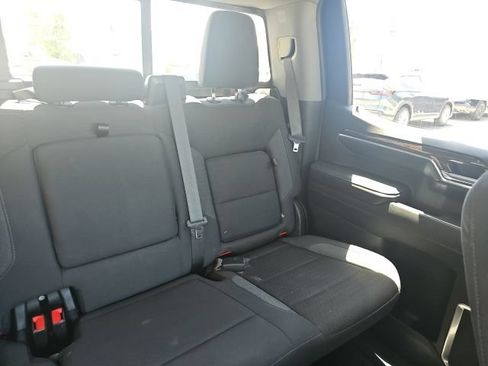 Used 2023 GMC Sierra 1500 Elevation w/ Preferred Package AWD/4WD image 13