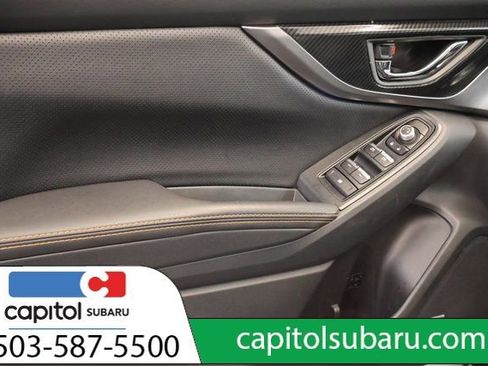 Used 2020 Subaru Crosstrek 2.0i Limited w/ Moonroof Package w/Navigation AWD/4WD image 11