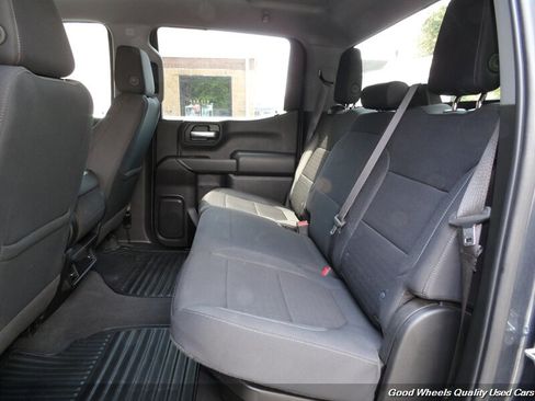 Used 2022 Chevrolet Silverado 1500 Custom w/ Safety Confidence Package AWD/4WD image 14