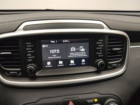 Used 2019 Kia Sorento S AWD/4WD image 25