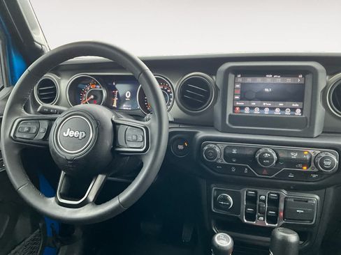 Used 2023 Jeep Wrangler Unlimited Sport AWD/4WD image 11
