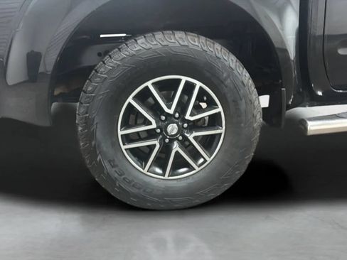 Used 2016 Nissan Frontier SV RWD image 26