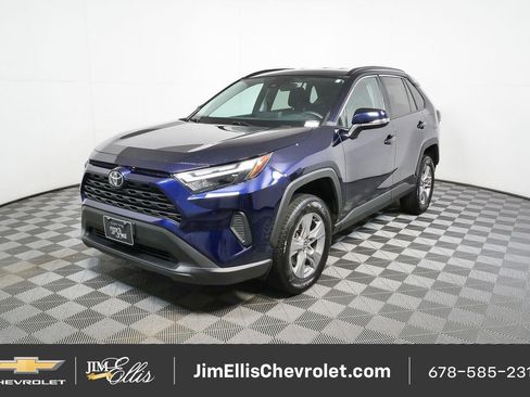 Used 2024 Toyota RAV4 XLE FWD image 25