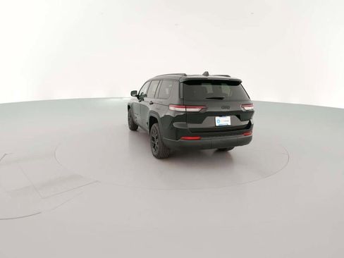 New 2025 Jeep Grand Cherokee L Laredo image 9