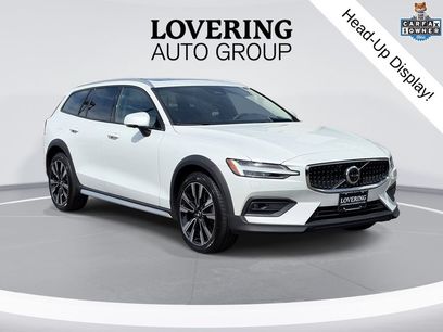 Certified 2025 Volvo V60 B5 Cross Country Ultra