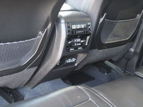 Used 2023 Jeep Grand Cherokee L Limited AWD/4WD image 34