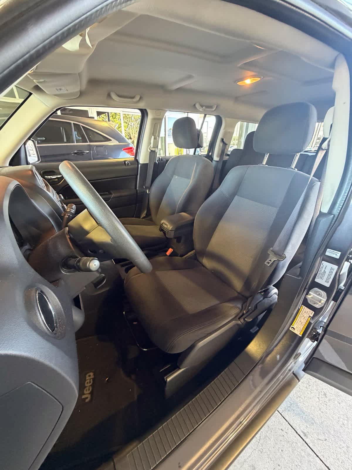 Used 2015 Jeep Patriot Sport w/ Power Value Group FWD image 20