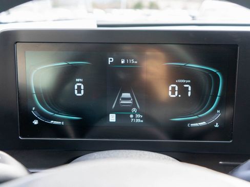 Certified 2025 Kia Sportage LX image 20