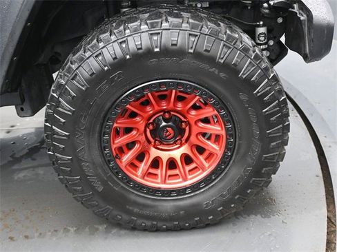 Used 2023 Jeep Gladiator Rubicon w/ Cold Weather Group image 34