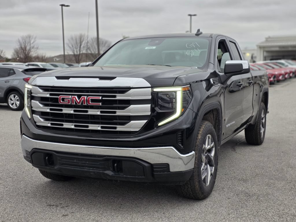 New 2026 GMC Sierra 1500 SLE w/ X31 Off-Road Package AWD/4WD image 3