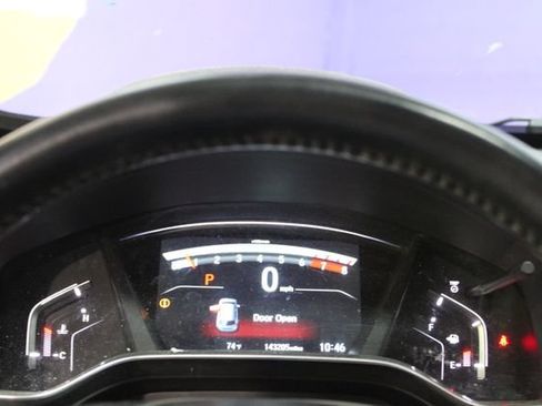 Used 2018 Honda CR-V Touring image 18