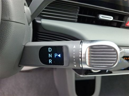 New 2026 Hyundai Ioniq 5 Limited image 8