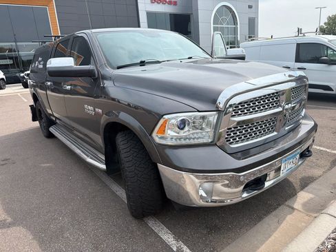 Used 2014 RAM 1500 Laramie w/ Convenience Group AWD/4WD image 2
