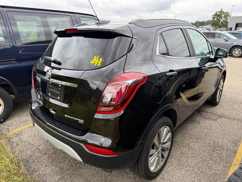 Used 2018 Buick Encore Preferred AWD/4WD image 2
