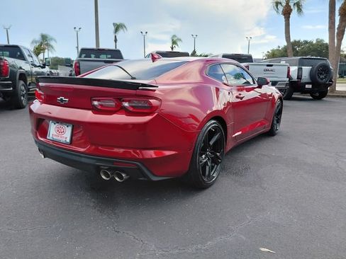 Used 2023 Chevrolet Camaro LT w/ Technology Package RWD image 4
