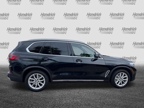 Used 2022 BMW X5 xDrive40i w/ Premium Package AWD/4WD image 11