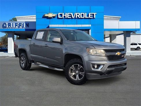 Used 2018 Chevrolet Colorado Z71 image 2