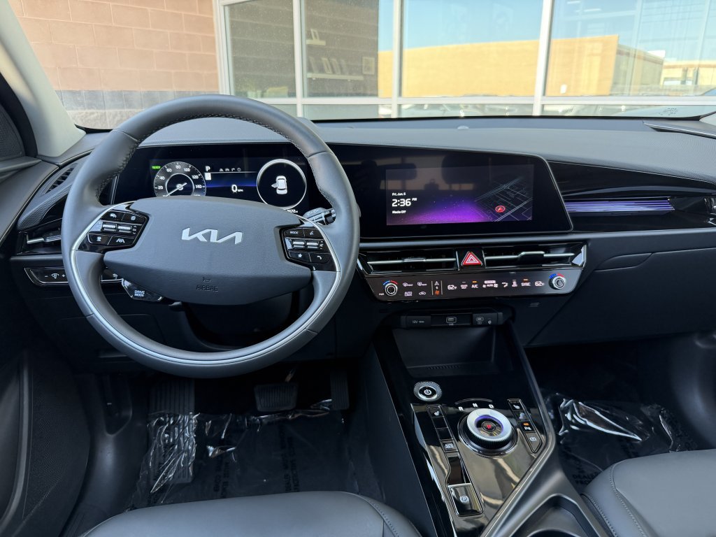Used 2025 Kia Niro Wind FWD image 16