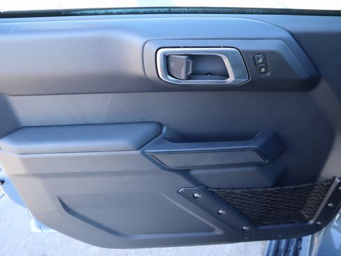 New 2025 Ford Bronco Outer Banks AWD/4WD image 16