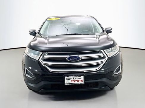 Used 2018 Ford Edge Titanium image 2