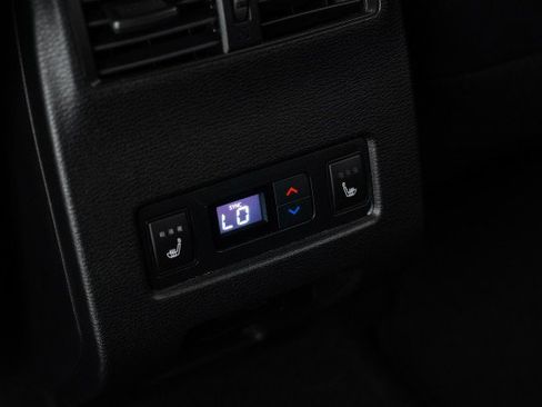 Used 2022 Mitsubishi Outlander SEL image 38