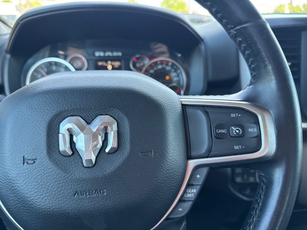 Used 2019 RAM 1500 Big Horn AWD/4WD image 24