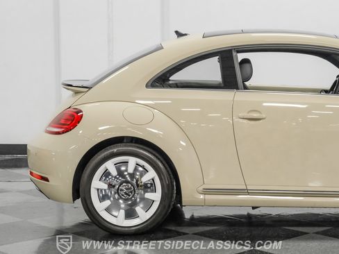 Used 2019 Volkswagen Beetle 2.0T Final Edition SEL image 28