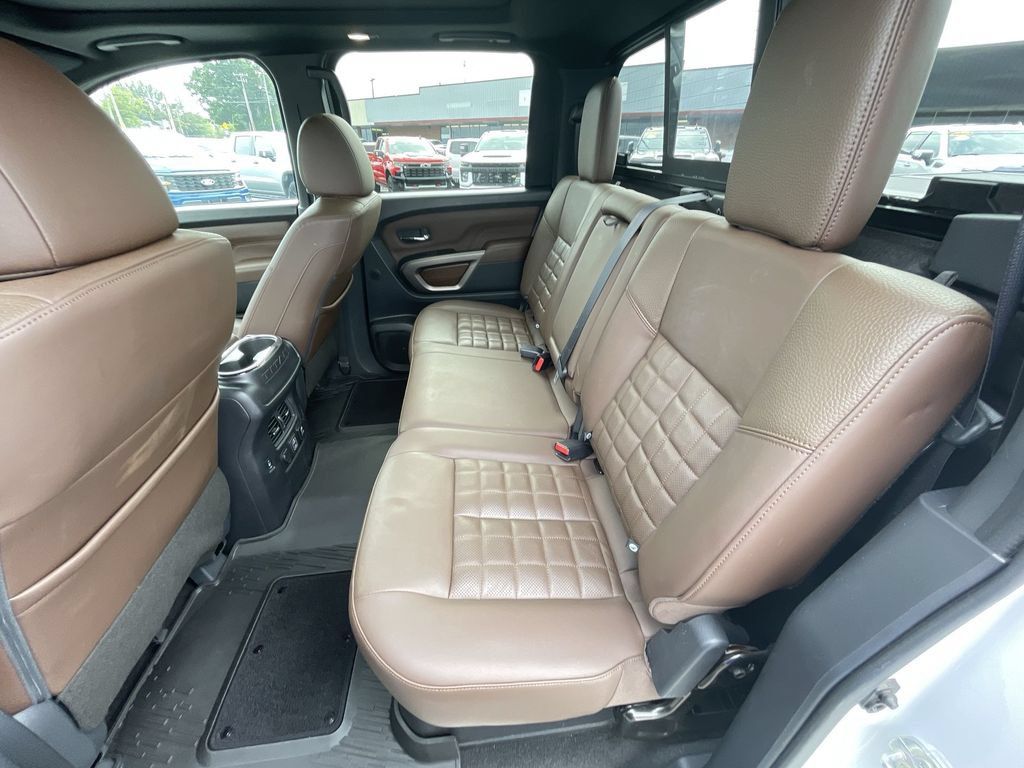 Used 2023 Nissan Titan Platinum Reserve w/ Moonroof Package AWD/4WD image 23