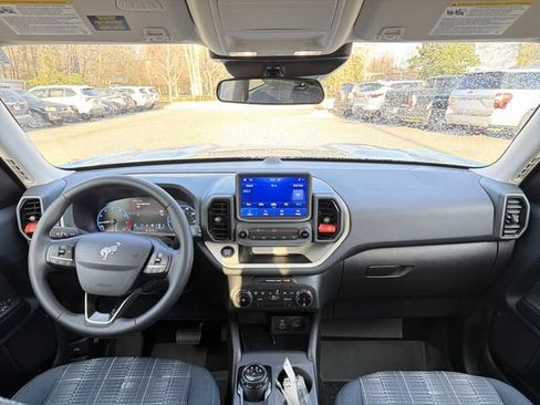 Used 2024 Ford Bronco Sport Heritage w/ Heritage Convenience Package image 26