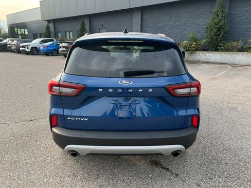 Used 2023 Ford Escape Active w/ Tech Pack #2 FWD image 6