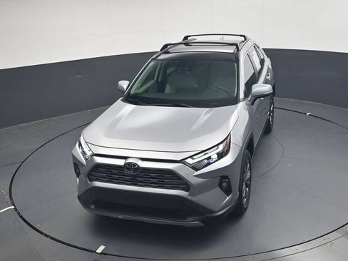 Used 2025 Toyota RAV4 Limited w/ Advanced Technology Package AWD/4WD image 38
