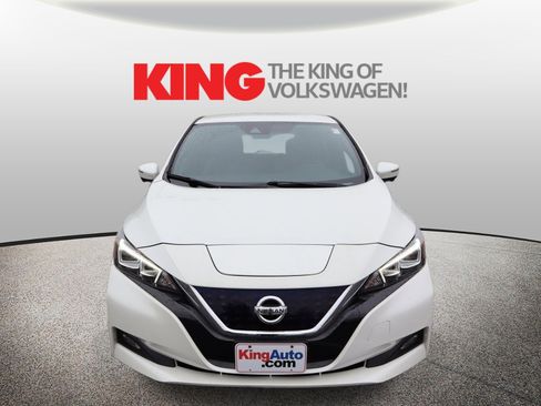 Used 2018 Nissan Leaf SL w/ SL Technology Package FWD image 9