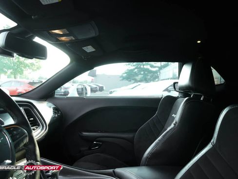 Used 2015 Dodge Challenger SRT Hellcat image 20