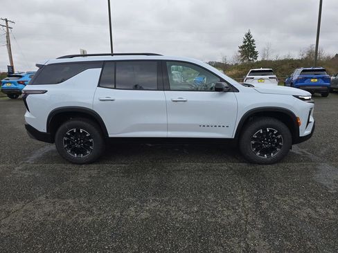 New 2026 Chevrolet Traverse Z71 w/ Enhanced Driving Package image 7