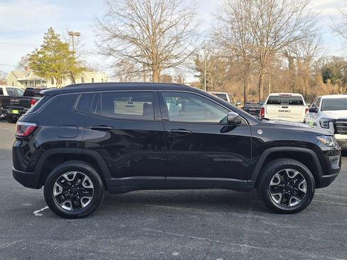 Used 2018 Jeep Compass Trailhawk w/ Leather Interior Group image 2