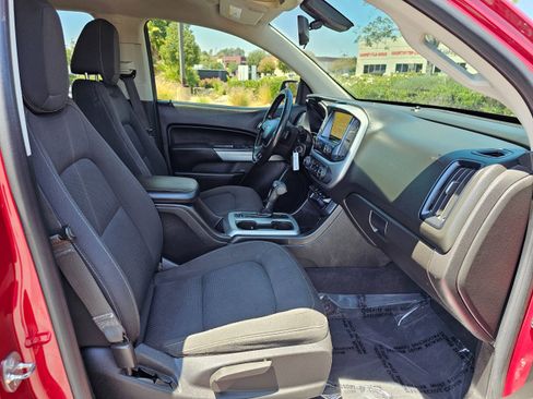 Used 2019 Chevrolet Colorado LT w/ LT Convenience Package RWD image 28