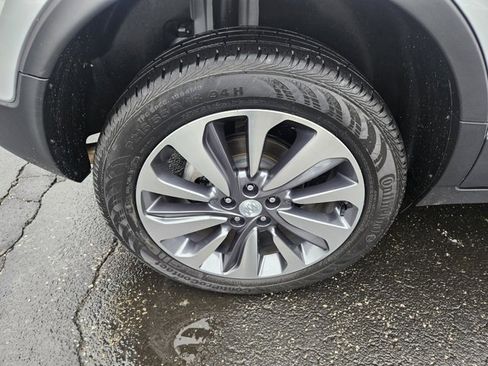 Certified 2022 Buick Encore Preferred w/ Safety Package image 23