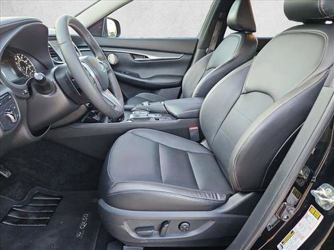 Used 2024 INFINITI QX50 Luxe AWD/4WD image 16