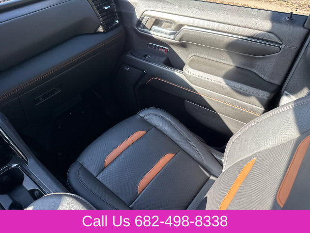 Used 2024 GMC Sierra 1500 AT4 w/ Technology Package AWD/4WD image 14