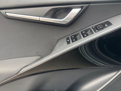 Used 2025 Kia Niro Wind image 11