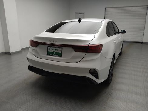 Used 2023 Kia Forte LXS FWD image 7