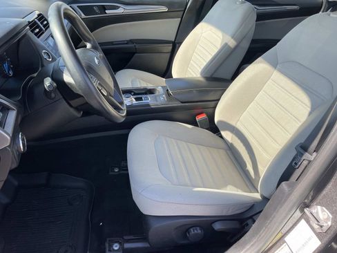 Used 2020 Ford Fusion S image 15