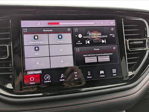 Used 2023 Dodge Durango GT RWD image 29