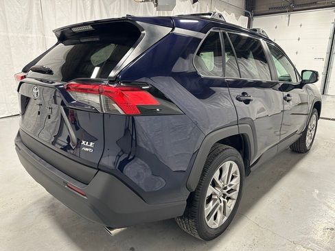 Used 2025 Toyota RAV4 XLE Premium image 7