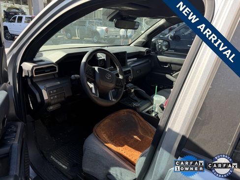 Used 2024 Toyota Tacoma SR5 image 4