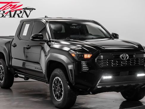 Used 2025 Toyota Tacoma TRD Off-Road image 7