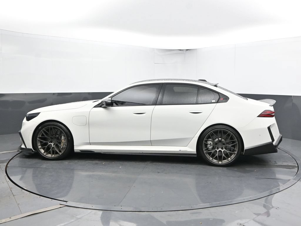 Used 2025 BMW M5 w/ Carbon Package AWD/4WD image 8