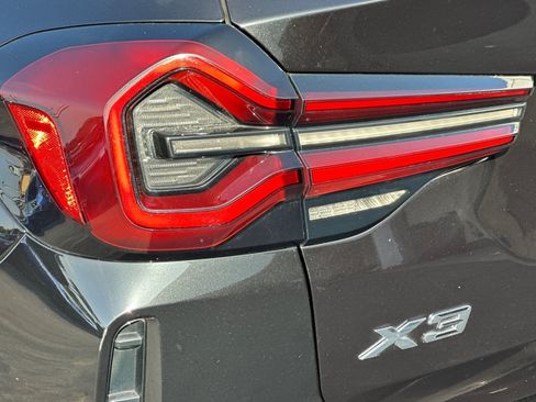 Used 2024 BMW X3 sDrive30i w/ M Sport Package RWD image 27