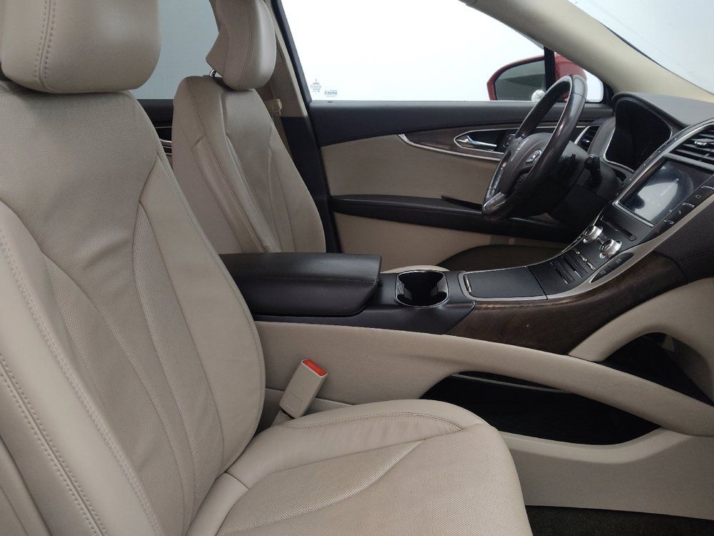 Used 2018 Lincoln MKX Reserve w/ Driver Assistance Package FWD image 21